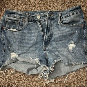 Old navy shorts worn a decent amount of times but still in perfect shape